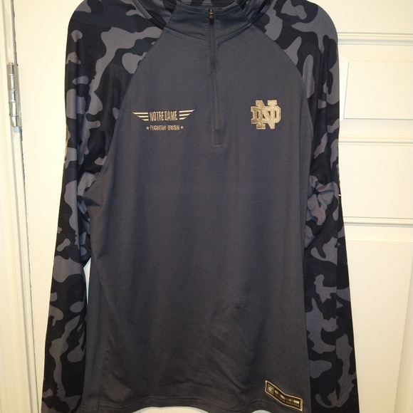 Colosseum Other - Colosseum Notre Dame Fighting Irish OHT Military Appreciation Pullover Men's Med